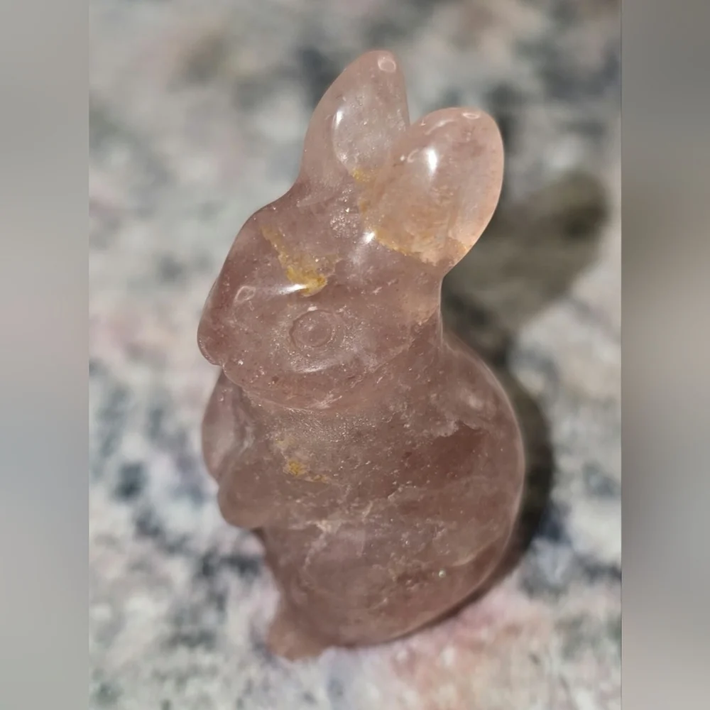 Strawberry Quartz Rabbit ππ - Picture 2 of 3